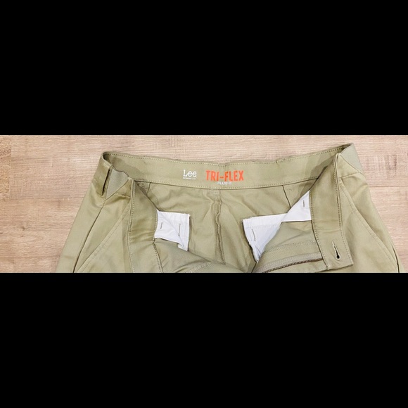 NWOT Lee Men's Performance Series Pant - 34W x 32L - Picture 9 of 10